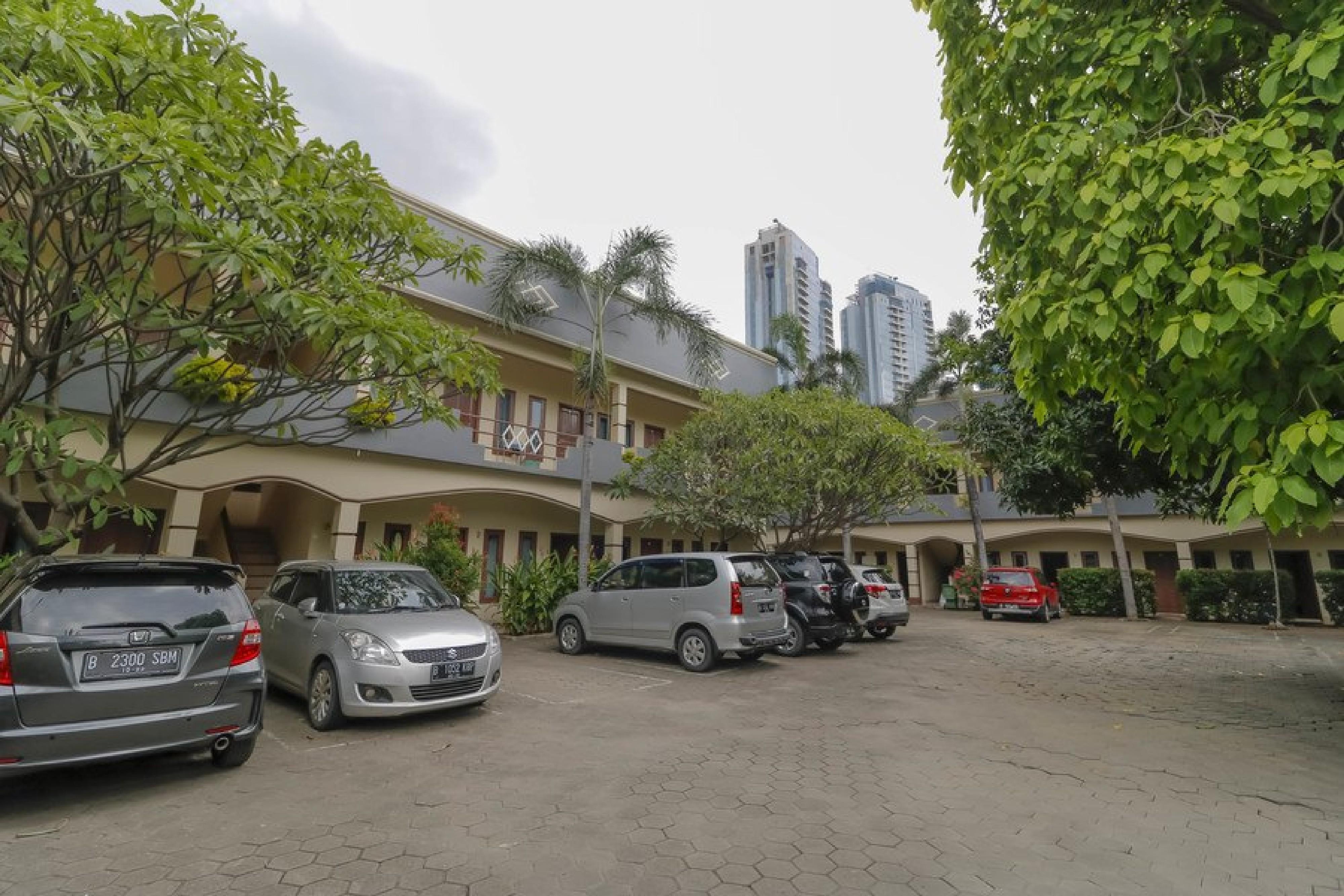 Reddoorz Plus @ Karet Pedurenan 3 Jacarta Exterior foto