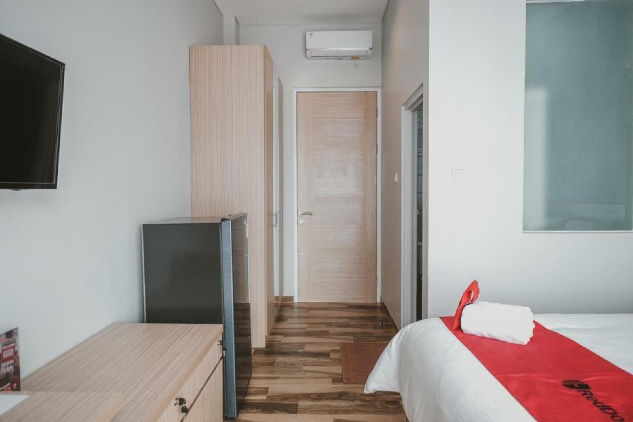 Reddoorz Plus @ Karet Pedurenan 3 Jacarta Exterior foto